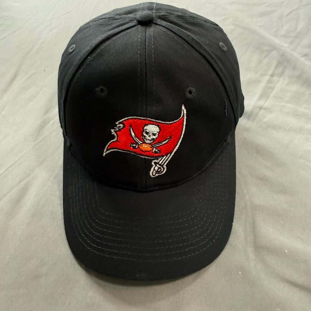 Tampa Bay Buccaneers Spectrum Paint Promotional NFL Black Adjustable Hat